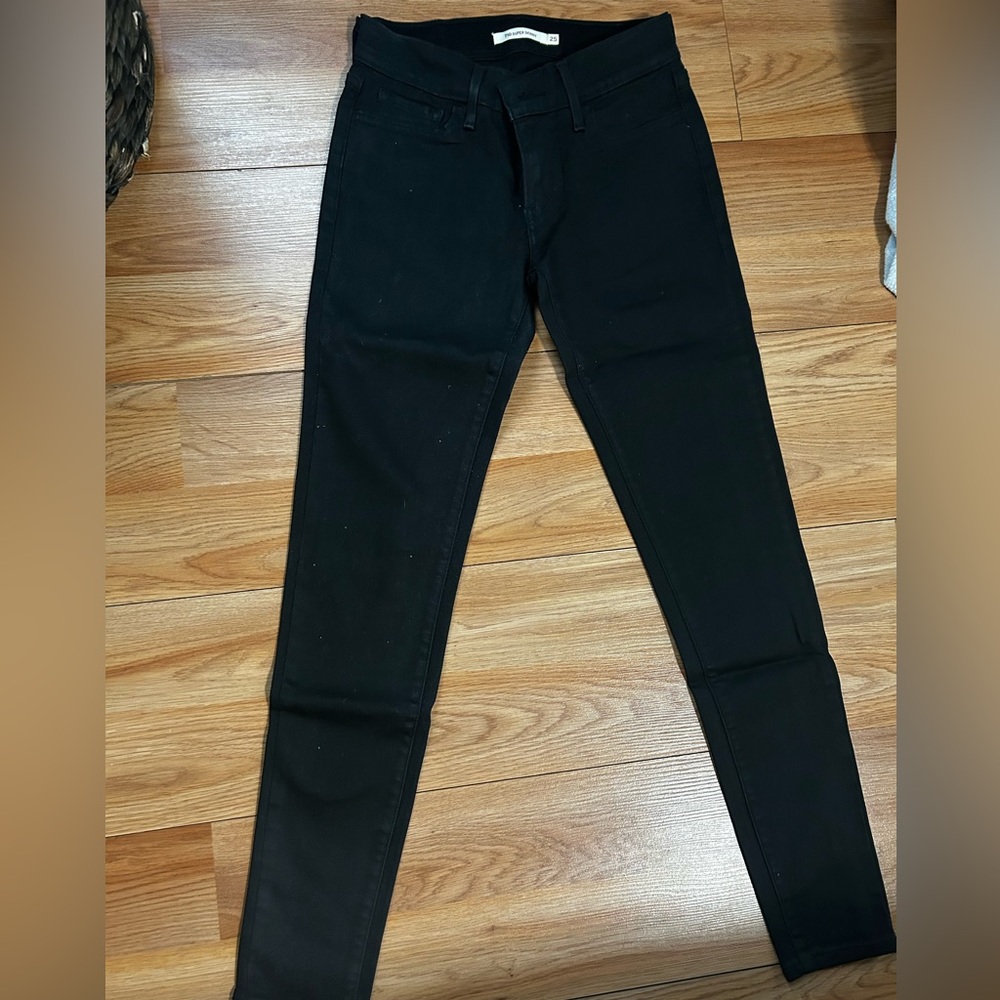 Levi’s super skinny jeans